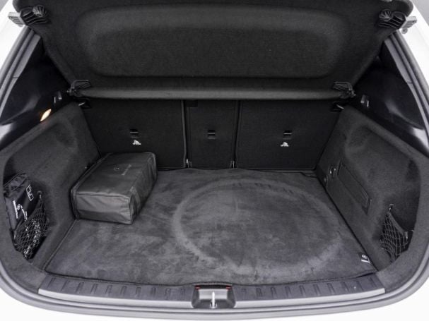 Mercedes-Benz GLA 250 e AMG Panorama Distronic  Memory 360°