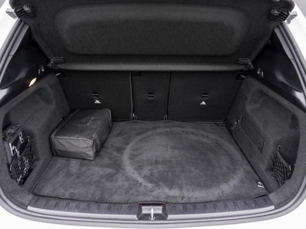 Mercedes-Benz GLA 250 e AMG Panorama Distronic  Memory 360°