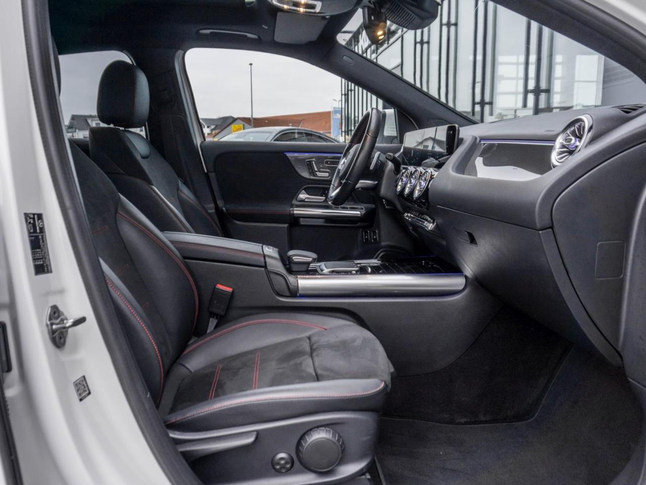 Mercedes-Benz GLA 250 e AMG Panorama Distronic  Memory 360°