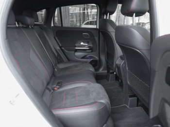 Mercedes-Benz GLA 250 e AMG Night Memory ParkP EasyP Burmester