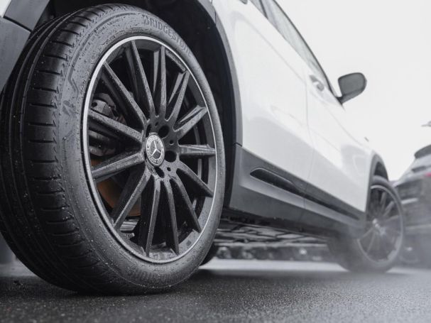 Mercedes-Benz GLA 250 e AMG Night Memory ParkP EasyP Burmester