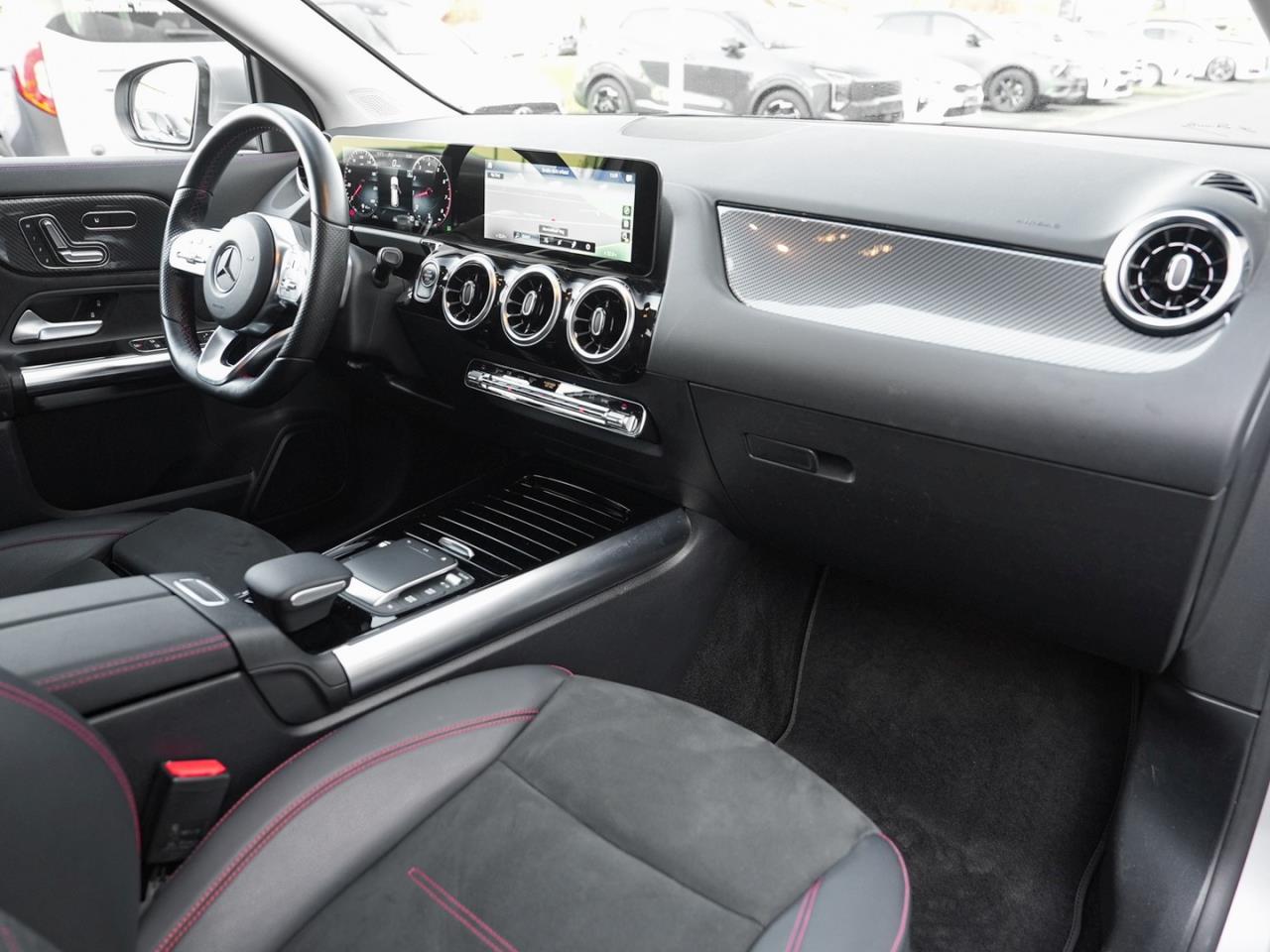 Mercedes-Benz GLA 250 AMG MBUXNavi+ Distronic Memory 360°