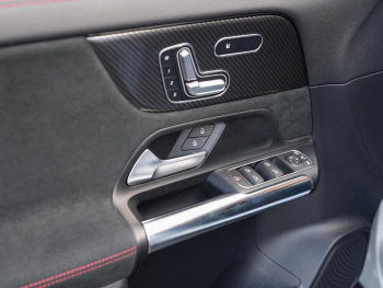 Mercedes-Benz GLA 250 AMG MBUXNavi+ Distronic Memory 360°