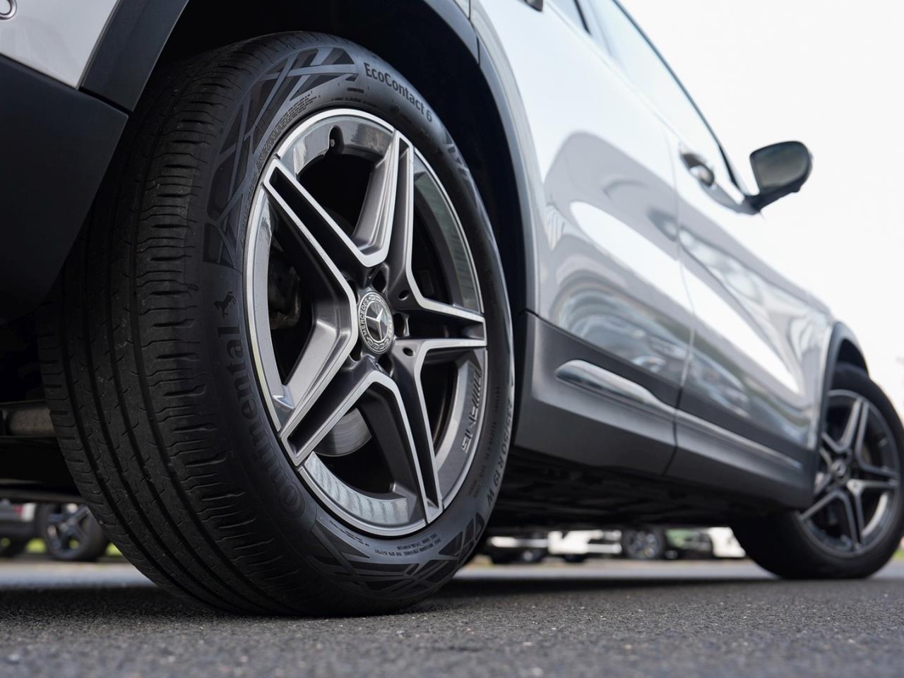 Mercedes-Benz GLA 250 AMG MBUXNavi+ Distronic Memory 360°