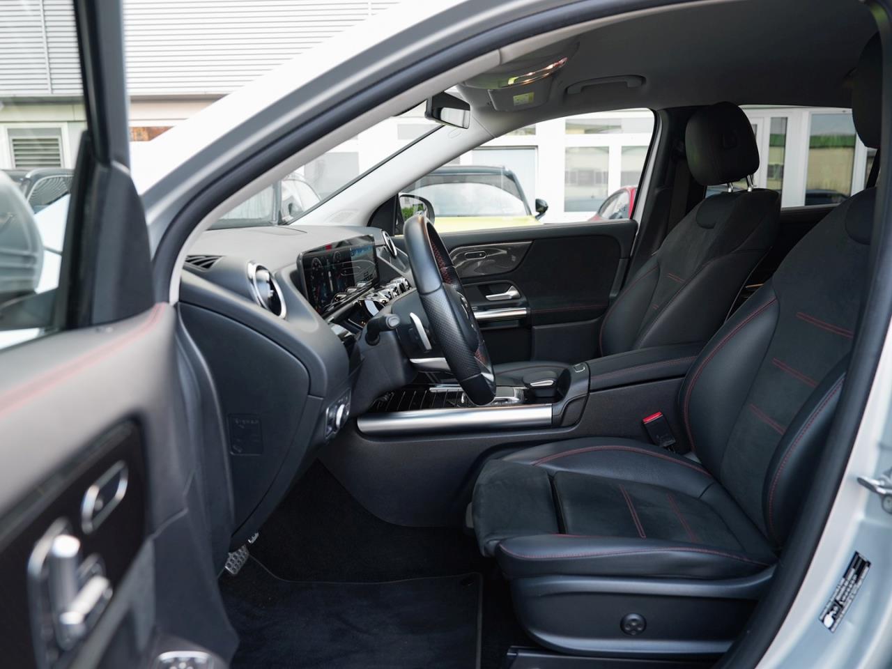 Mercedes-Benz GLA 250 AMG MBUXNavi+ Distronic Memory 360°