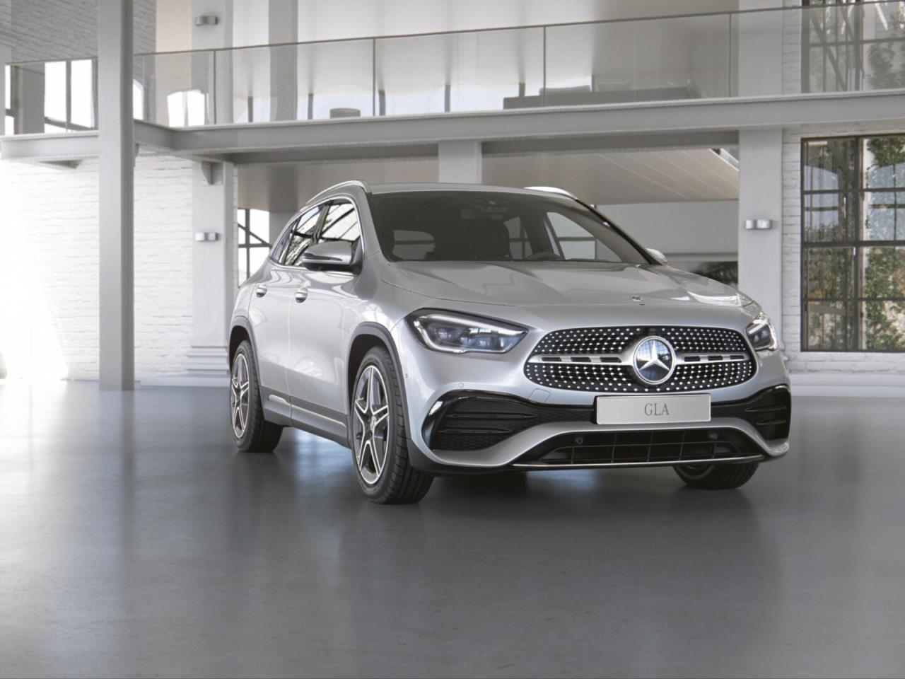 Mercedes-Benz GLA 250 AMG MBUXNavi+ Distronic Memory 360°