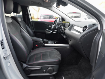 Mercedes-Benz GLA 250 AMG MBUXNavi+ Distronic Memory 360°