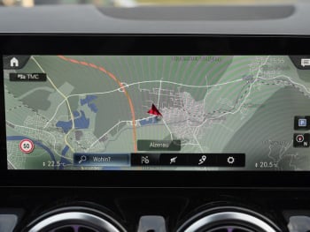 Mercedes-Benz GLA 35 AMG 4M Night Panorama Burmester Memory