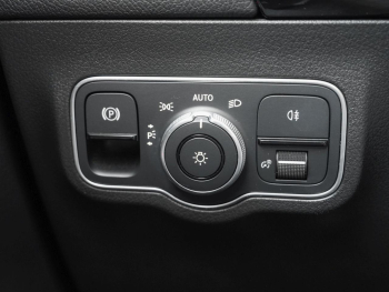 Mercedes-Benz GLA 35 AMG 4M Night Panorama Burmester Memory