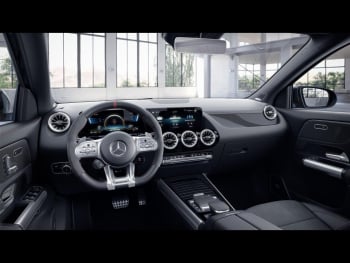 Mercedes-Benz GLA 35 AMG 4M Night Panorama Burmester Memory