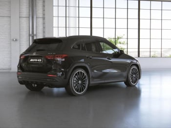 Mercedes-Benz GLA 35 AMG 4M Night Panorama Burmester Memory