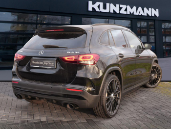 Mercedes-Benz GLA 35 AMG 4M Night Panorama Burmester Memory