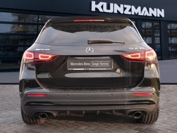 Mercedes-Benz GLA 35 AMG 4M Night Panorama Burmester Memory