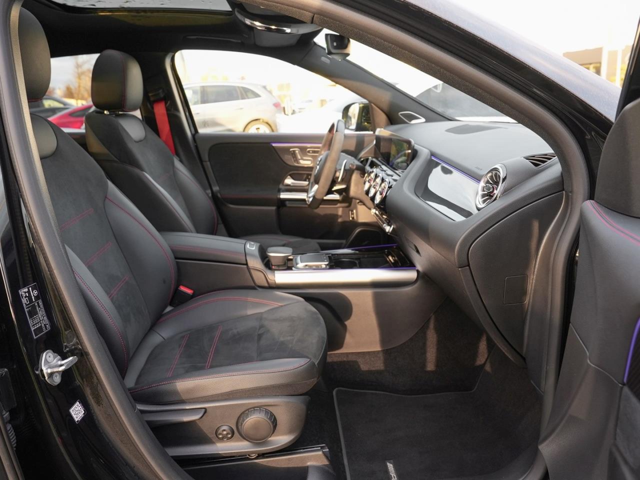 Mercedes-Benz GLA 35 AMG 4M Night Panorama Burmester Memory