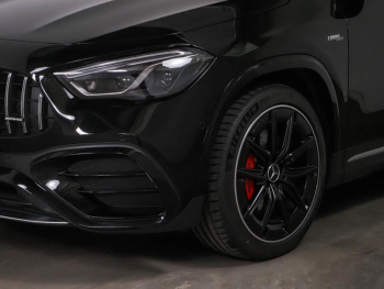 Mercedes-Benz GLA 35 AMG 4M Panorama Standhzg Performance Sitz