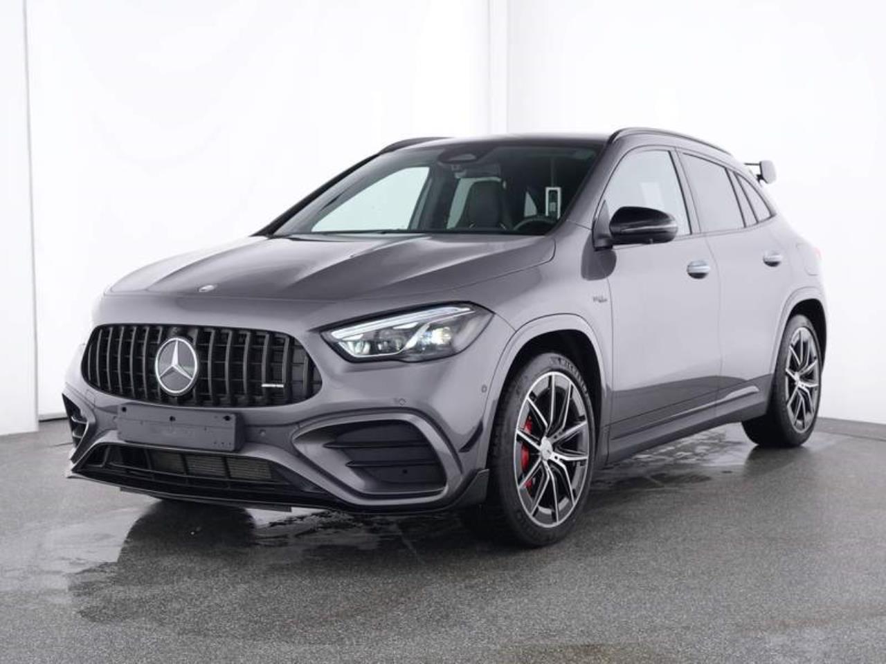 Mercedes-Benz GLA 45 AMG S 4M+ Night MBUX Distronic Panorama