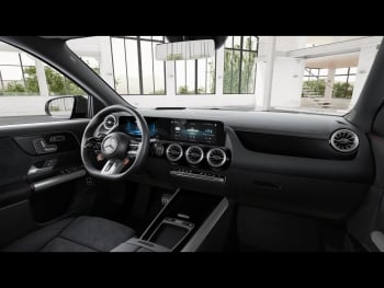 Mercedes-Benz Mercedes-AMG GLA 35 4MATIC Night Panorama AHK