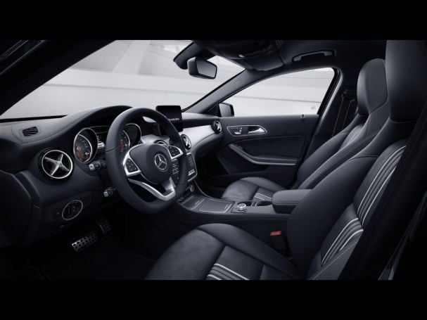 Mercedes-Benz GLA 220 d PEAK AMG Night Navi Distronic Memory Mercedes-Benz GLA 220 d PEAK AMG Night Navi Distronic Memory