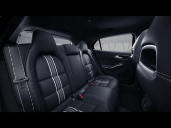 Mercedes-Benz GLA 220 d PEAK AMG Night Navi Distronic Memory