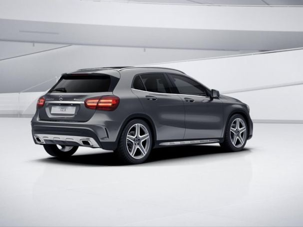 Mercedes-Benz GLA 250 4M AMG Comand Panorama Easy-Pack 360° Mercedes-Benz GLA 250 4M AMG Comand Panorama Easy-Pack 360°