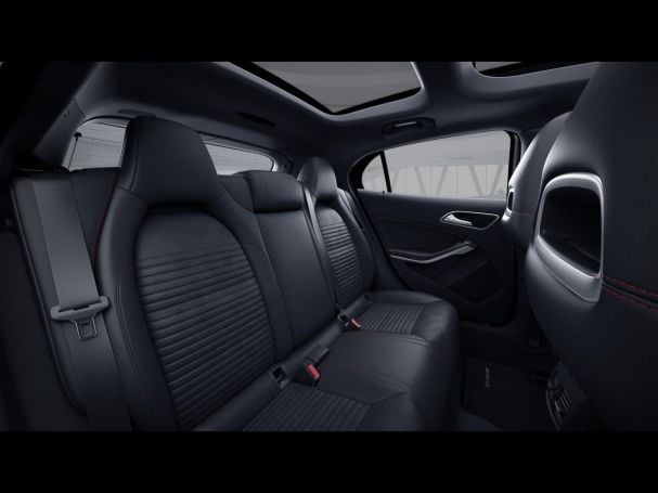 Mercedes-Benz GLA 250 4M AMG Comand Panorama Easy-Pack 360° Mercedes-Benz GLA 250 4M AMG Comand Panorama Easy-Pack 360°