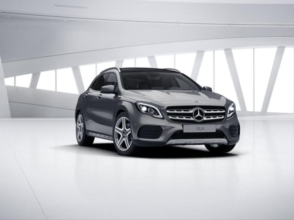 Mercedes-Benz GLA 250 4M AMG Comand Panorama Easy-Pack 360° Mercedes-Benz GLA 250 4M AMG Comand Panorama Easy-Pack 360°