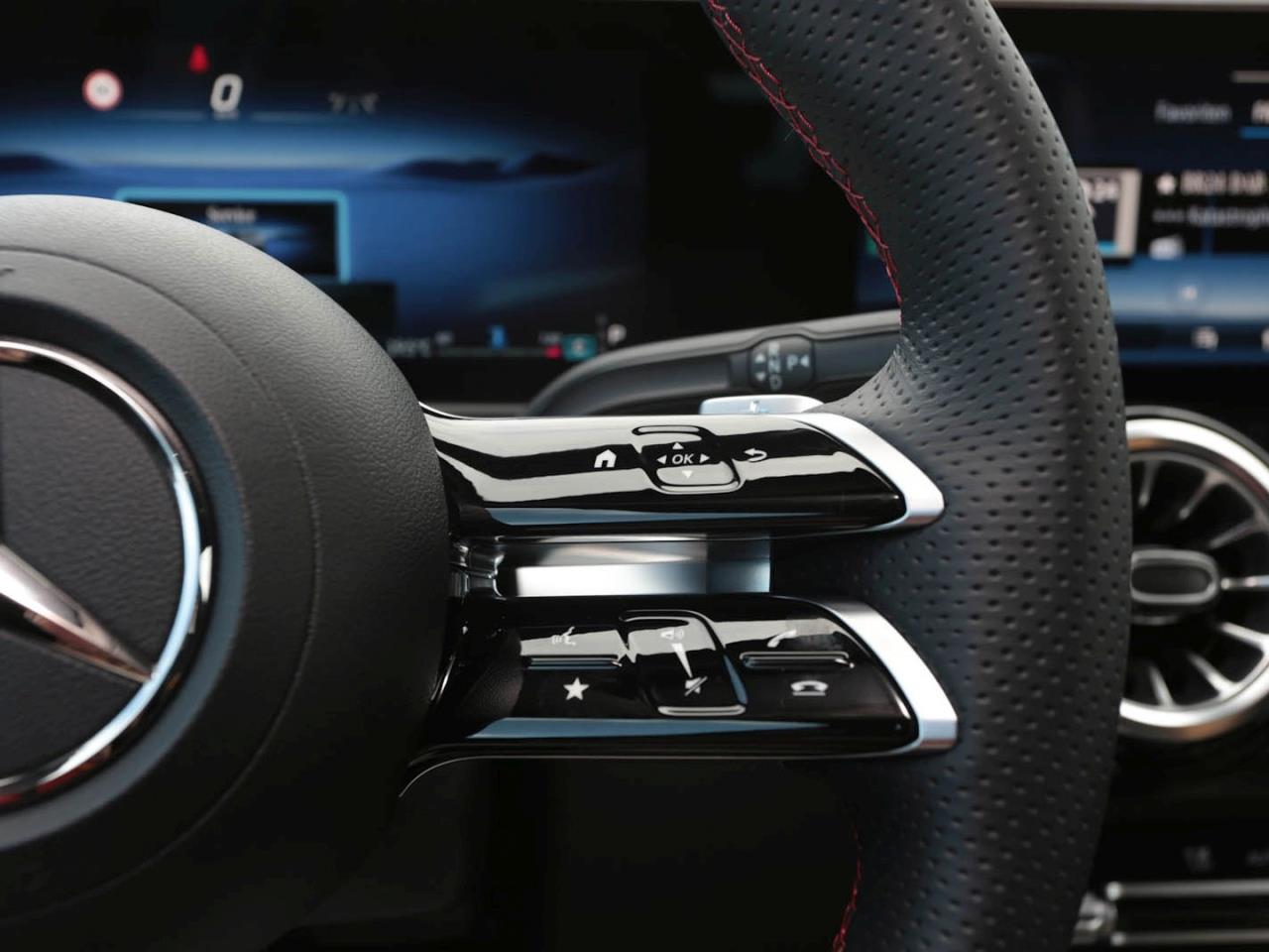 Mercedes-Benz GLB 180 d AMG MBUX Navi-Prem SpurH Kamera AHK