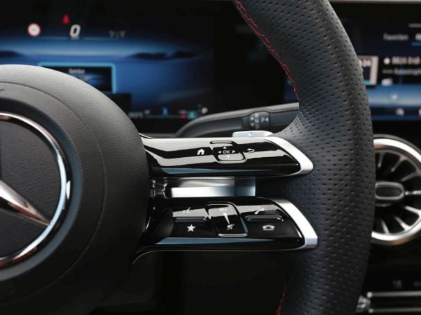 Mercedes-Benz GLB 180 d AMG MBUX Navi-Prem SpurH Kamera AHK