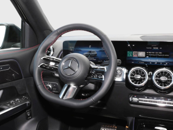 Mercedes-Benz GLB 180 d AMG MBUX Navi-Prem SpurH Kamera AHK