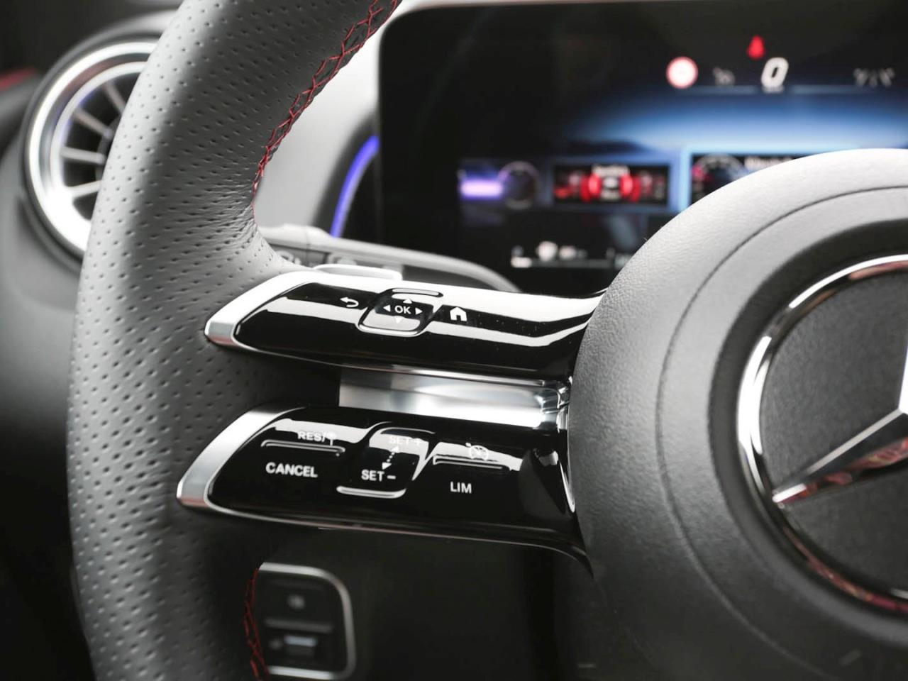 Mercedes-Benz GLB 180 d AMG Navi-Prem EasyPack AHK Kamera