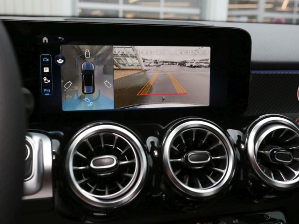 Mercedes-Benz GLB 180 d AMG Night Distronic Burmester AHK 360°