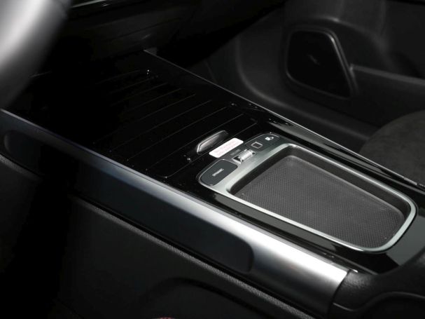 Mercedes-Benz GLB 180 d AMG Night Distronic Burmester AHK 360° Mercedes-Benz GLB 180 d AMG Night Distronic Burmester AHK 360°