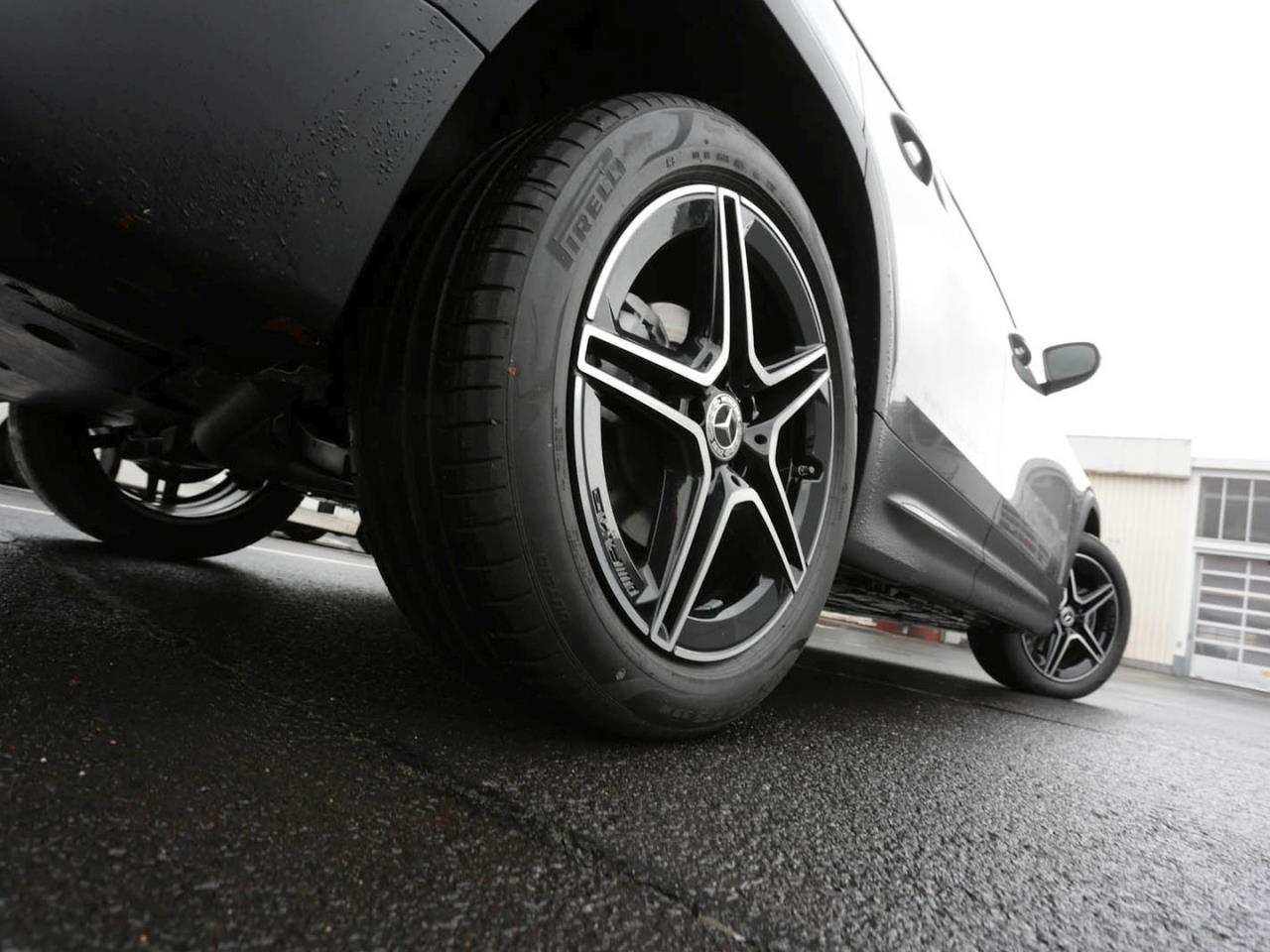 Mercedes-Benz GLB 180 d AMG Night Navi AHK Advanced Sound