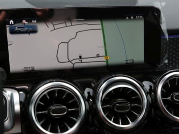 Mercedes-Benz GLB 200 d 4MATIC AMG Night Panorama AHK 360°