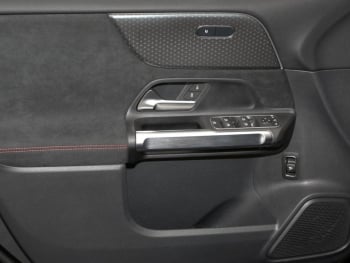 Mercedes-Benz GLB 200 d 4MATIC AMG Night Panorama AHK 360°