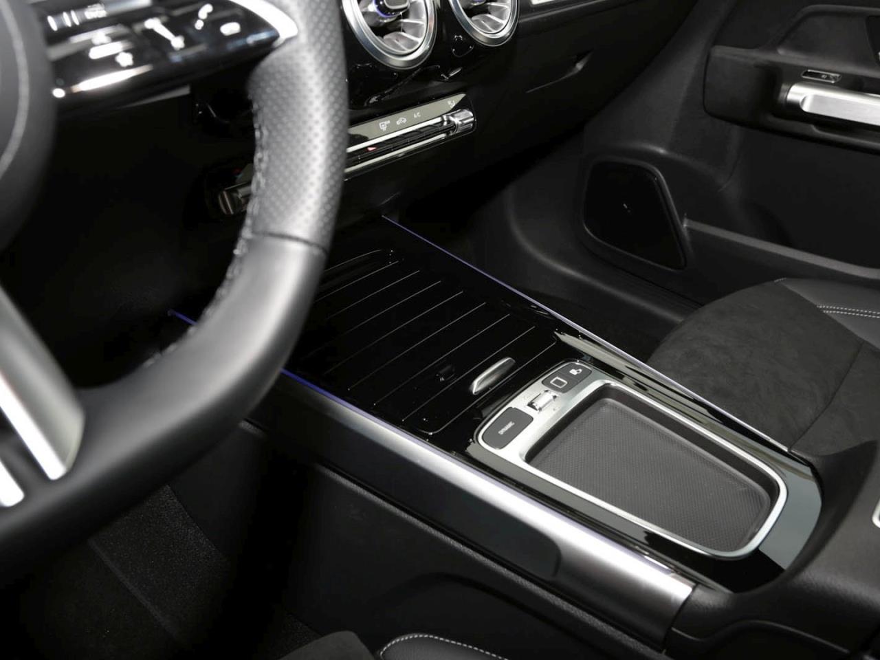 Mercedes-Benz GLB 200 d 4MATIC AMG Offroad Night AHK 360°