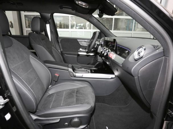 Mercedes-Benz GLB 200 d 4MATIC AMG Offroad Night AHK 360° Mercedes-Benz GLB 200 d 4MATIC AMG Offroad Night AHK 360°