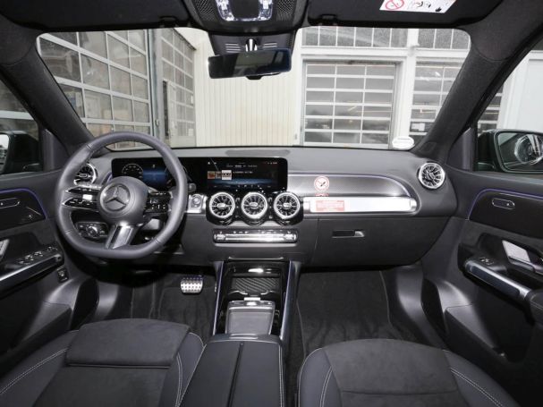 Mercedes-Benz GLB 200 d 4MATIC AMG Night MBUX Navi AHK 360° Mercedes-Benz GLB 200 d 4MATIC AMG Night MBUX Navi AHK 360°