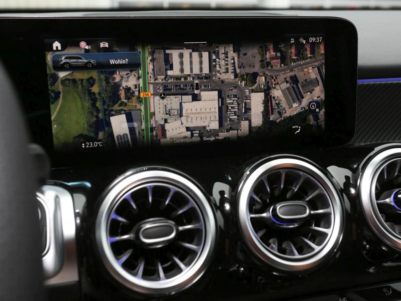 Mercedes-Benz GLB 200 d 4MATIC AMG Night MBUX Navi AHK 360° Mercedes-Benz GLB 200 d 4MATIC AMG Night MBUX Navi AHK 360°