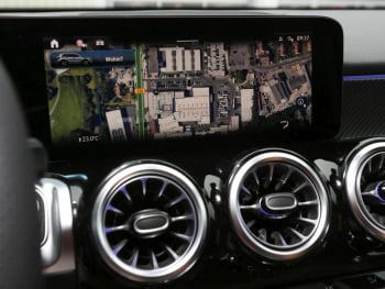 Mercedes-Benz GLB 200 d 4MATIC AMG Night MBUX Navi AHK 360° Mercedes-Benz GLB 200 d 4MATIC AMG Night MBUX Navi AHK 360°