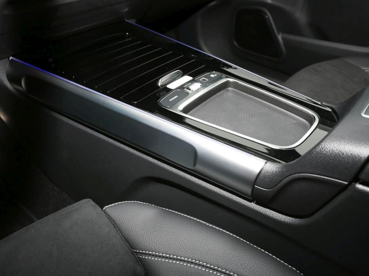 Mercedes-Benz GLB 200 d 4MATIC AMG Night MBUX Navi AHK 360°