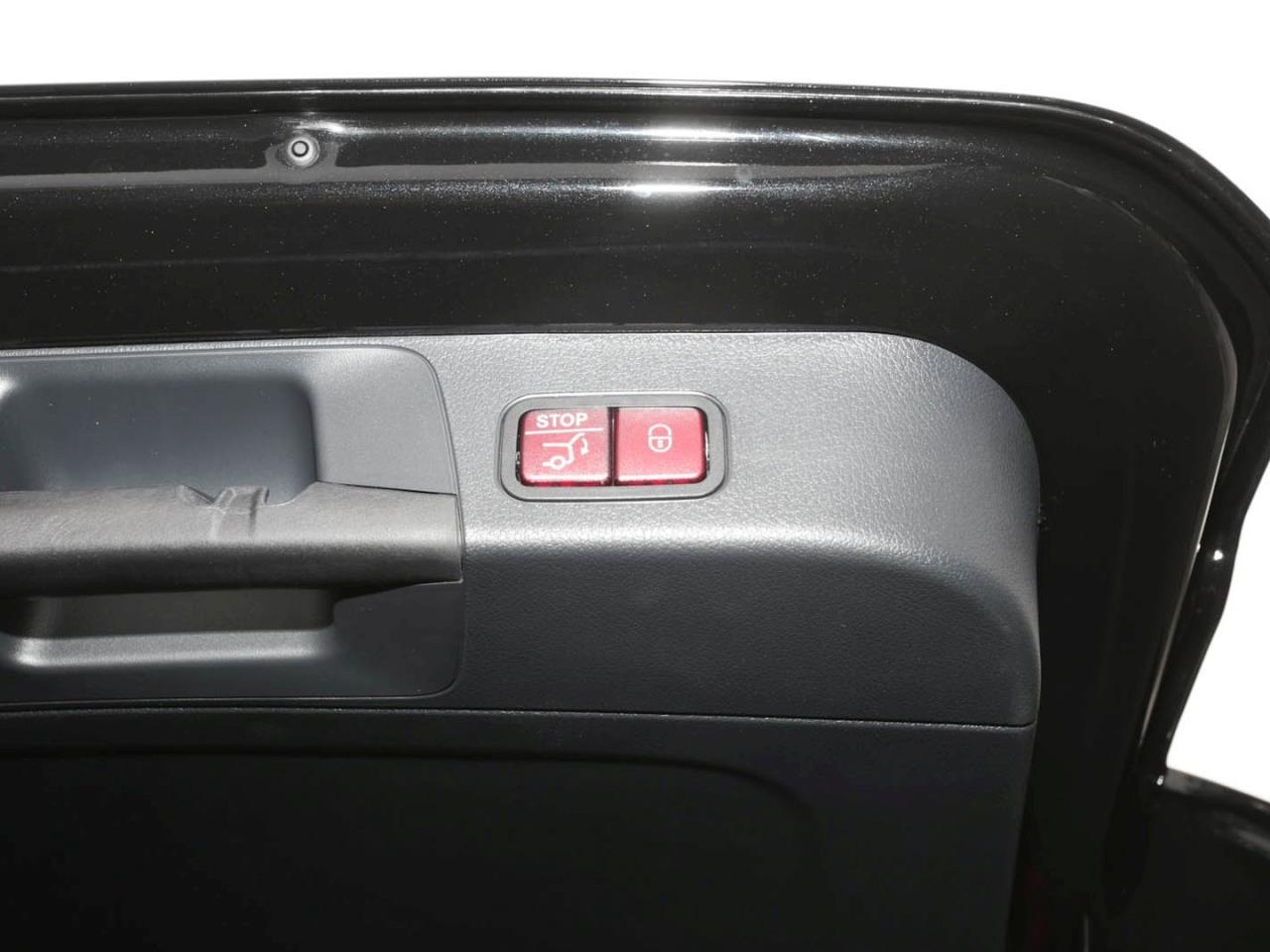 Mercedes-Benz GLB 200 d 4MATIC AMG Night MBUX Navi AHK 360°