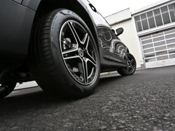 Mercedes-Benz GLB 200 d 4MATIC AMG Night MBUX Navi AHK 360°