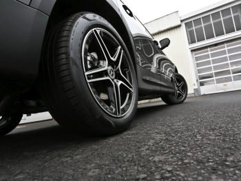 Mercedes-Benz GLB 200 d 4MATIC AMG Night MBUX Navi AHK 360°