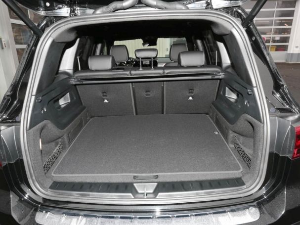 Mercedes-Benz GLB 200 d 4MATIC AMG Night MBUX Navi AHK 360° Mercedes-Benz GLB 200 d 4MATIC AMG Night MBUX Navi AHK 360°