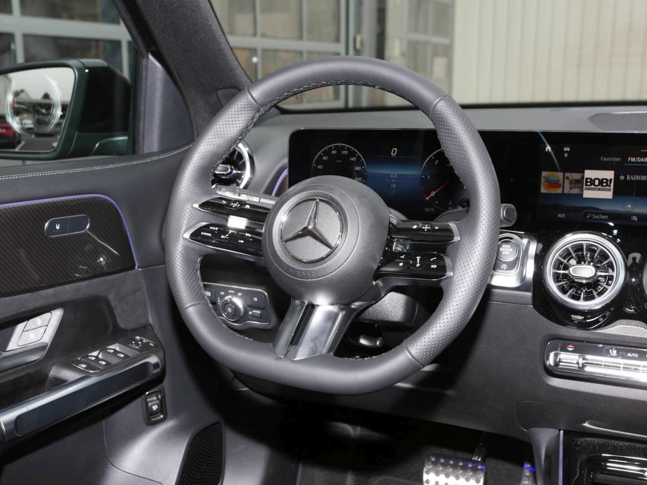 Mercedes-Benz GLB 200 d 4MATIC AMG Night MBUX Navi AHK 360°
