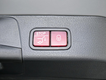 Mercedes-Benz GLB 200 d 4MATIC AMG Night Easy-Pack AHK 360°