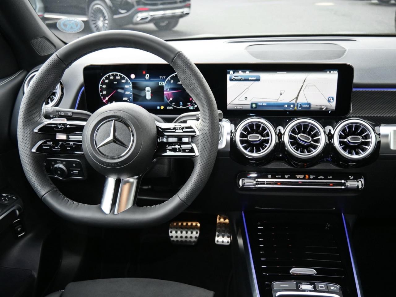 Mercedes-Benz GLB 200 d 4MATIC AMG Night Easy-Pack AHK 360°