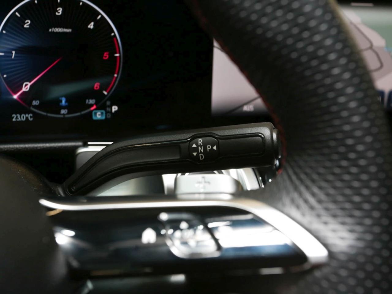 Mercedes-Benz GLB 200 d AMG Night MBUX Navi AHK Kamera Easy-P