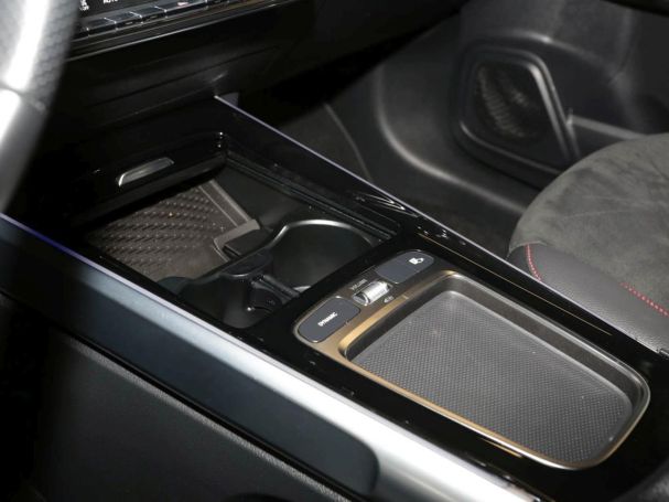Mercedes-Benz GLB 200 d AMG Night MBUX Navi AHK Kamera Easy-P